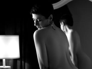 OneHotPenellope - сексуальная веб-камера в реальном времени - 18574666