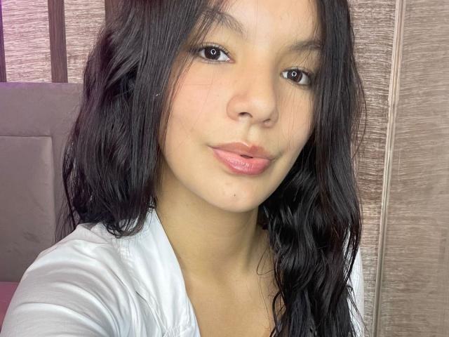 AlondraWm - Live sex cam - 18576474