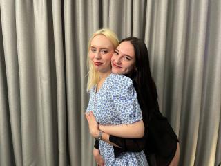 AndyTrish - Live sex cam - 18579038