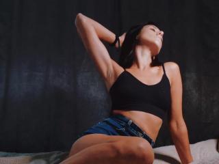 SecretAlice - Young women - 26 years old