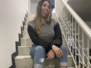 JanneLowry - Live Sex Cam - 18585502