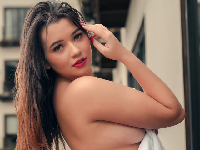 KatherineSummer - Live sex cam - 18586490