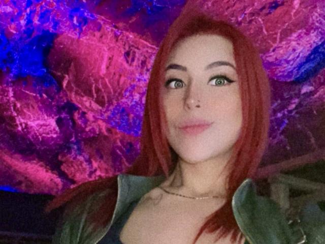 AlissaBrown - Live sex cam - 18589002