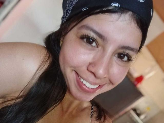 TaniaWills - Live porn &amp; sex cam - 18596310