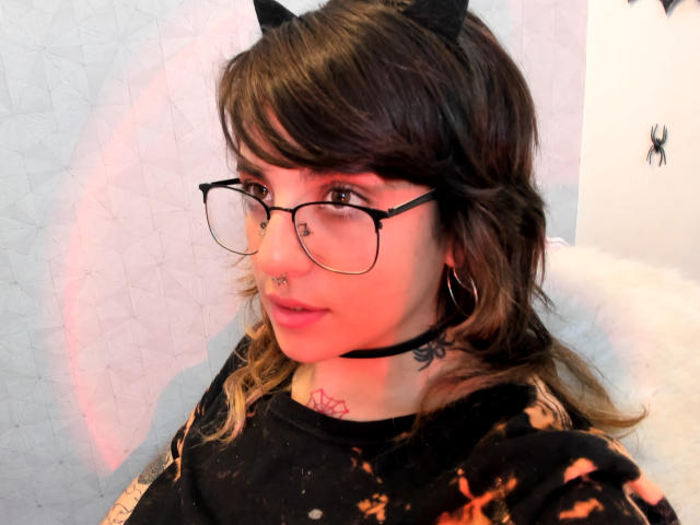 AmySpider - Live sex cam - 18596662