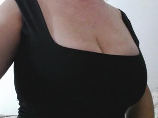 VictoriaKim - Live sex cam - 18606786