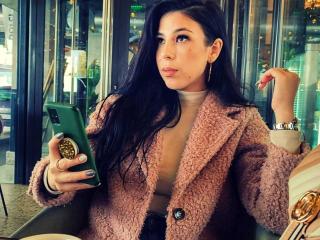 EmillyTaiylor - Live sexe cam - 18611134