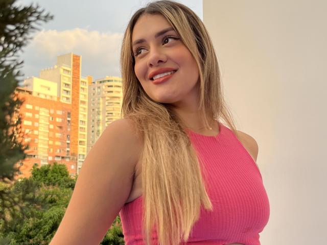 MartinaRojas - Live porn &amp; sex cam - 18612822