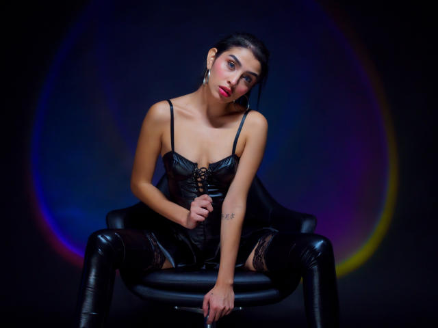 AishaAmiri - Live porn &amp; sex cam - 18615822