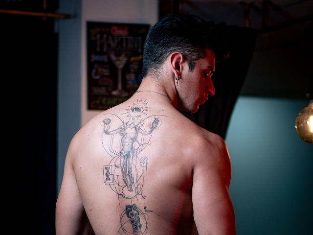 ZackCooper - Sexe cam en vivo - 18615954