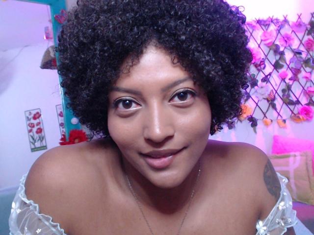 StefyRoldans - Live porn &amp; sex cam - 18616538