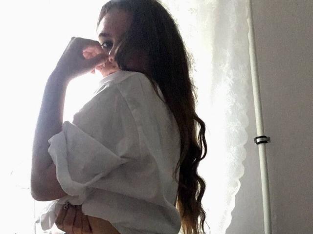 MiracleGini - Live sex cam - 18620186