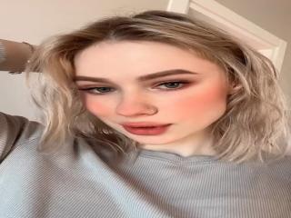 SofiaBon - Live sex cam - 18623890