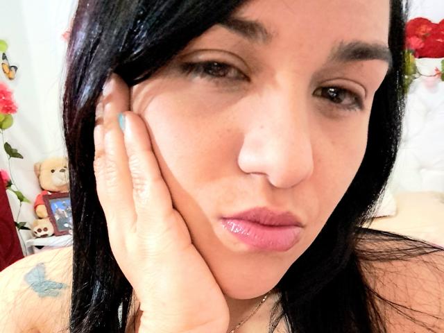 VivianaThomson - Élő pornó és szexkamera - 18625086