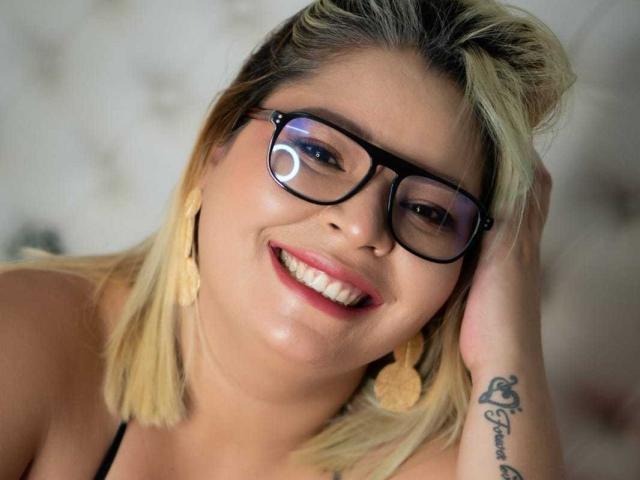 MilenaDutty - Sexe cam en vivo - 18629770
