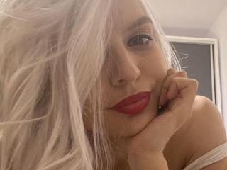 DouceAmelia - Live porn &amp; sex cam - 18629986