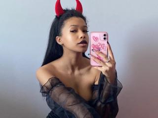 MikaCutie - Chicas jóvenes - 18 años