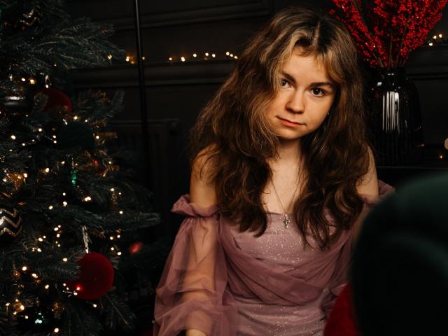TinaRedly - Live Sex Cam - 18638942