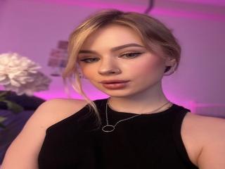 SofiaBon - Live sex cam - 18640654