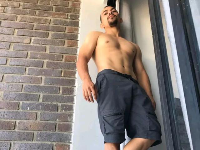 CamiloAndreus - Live sex cam - 18640742