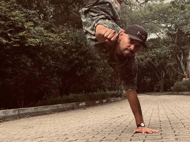 CamiloAndreus - Live sex cam - 18640790