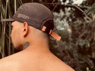 CamiloAndreus - Live sex cam - 18640874