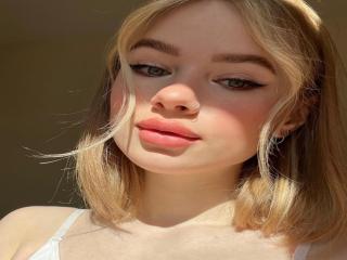SofiaBon - Live sex cam - 18647678
