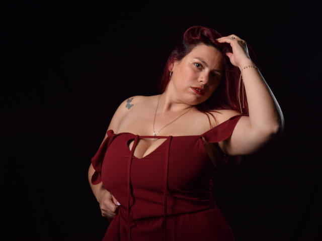 SalmaBrown - Live Sex Cam - 18649286