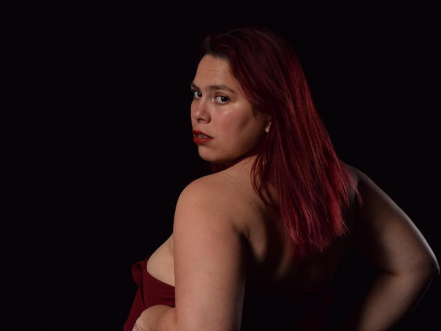 SalmaBrown - Live Sex Cam - 18649318