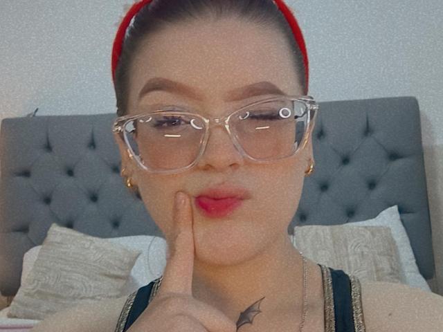 KimSummer - Live sexe cam - 18654386