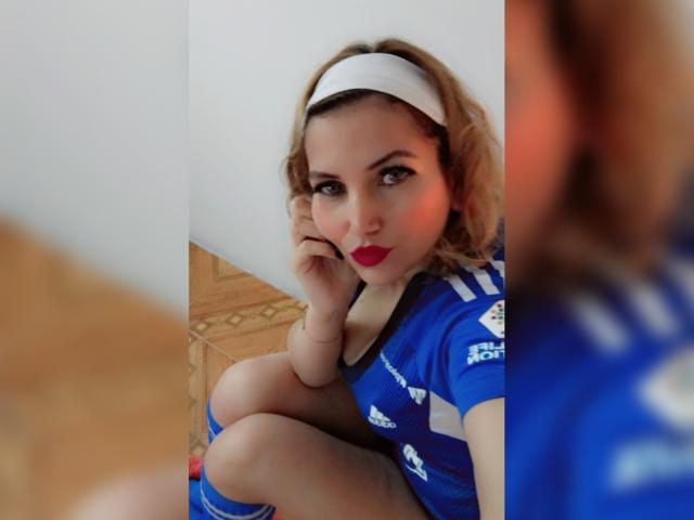 GiuliaAddams - Live sex cam - 18663654