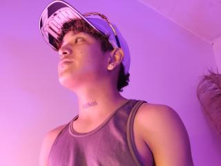 AlexAddams - Live Sex Cam - 18665750