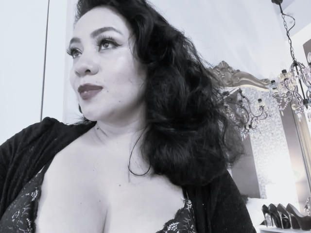 AlisGourmande - Live sex cam - 18674078