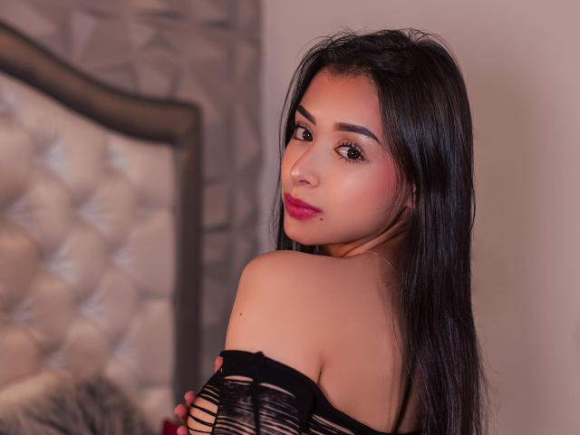 AntonellaaRossy - Live sex cam - 18675646