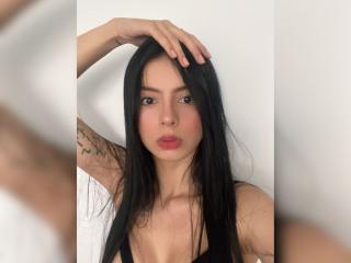 IsabellaJames - Live Sex Cam - 18675702