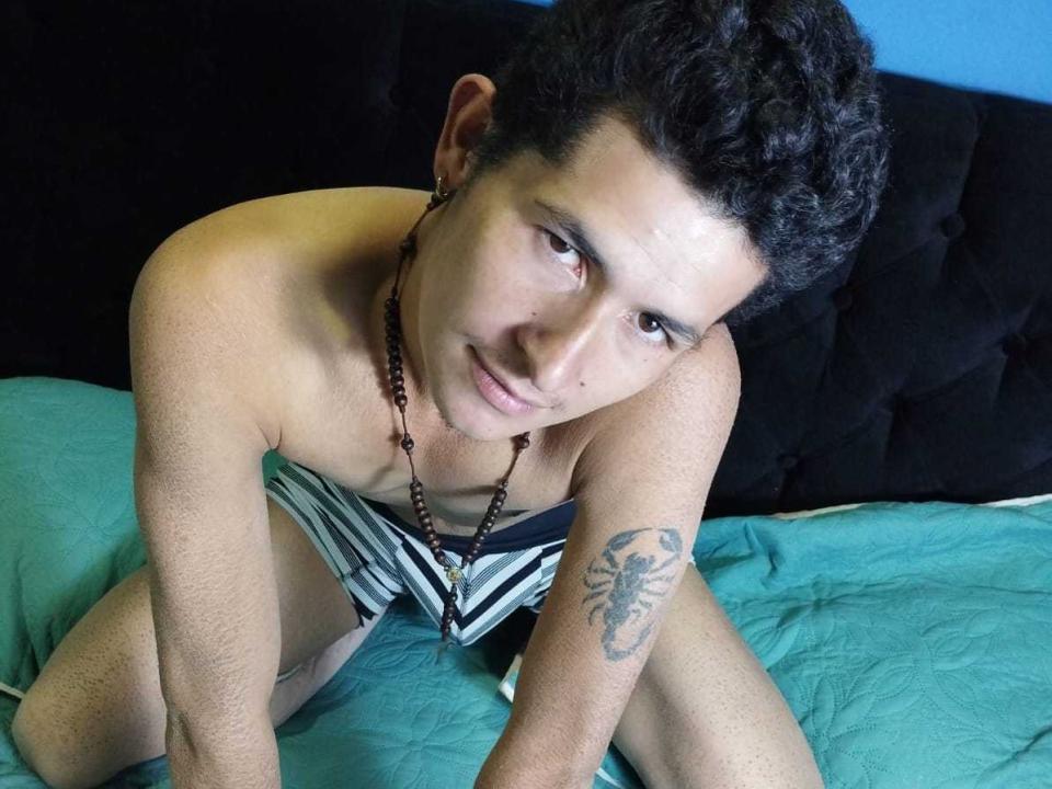 JoxGuan - Live Sex Cam - 18680178