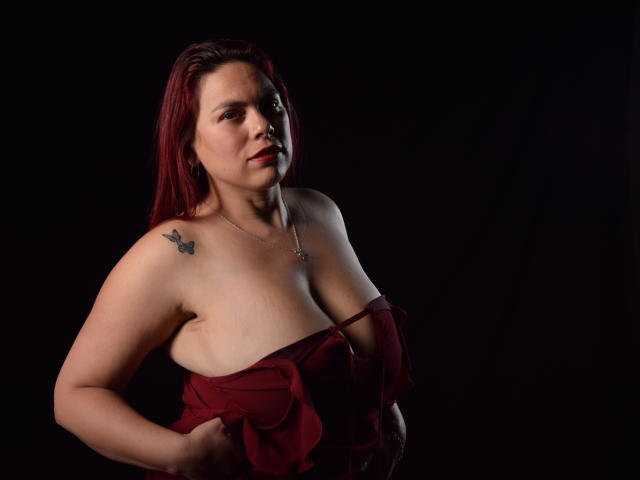 SalmaBrown - Live Sex Cam - 18681734