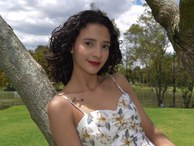 AshlyRogers - Live sex cam - 18694042