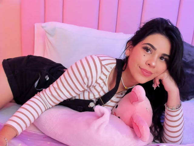 KeriAnn - Live porn &amp; sex cam - 18705098