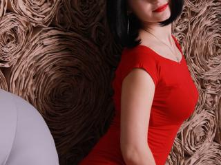 GloriaUpperLove - Live porn &amp; sex cam - 18705302