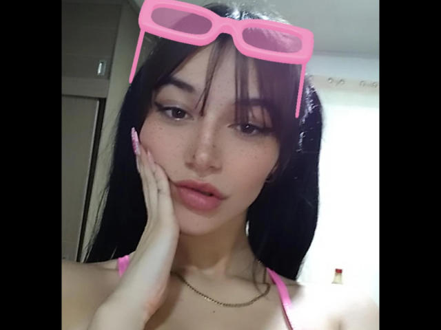 LindaWatsong - Live porn &amp; sex cam - 18720670