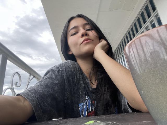 DeisyWest - Live porno og sexkamera - 18724810