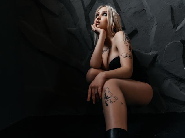 DollinaHotty - Live porn &amp; sex cam - 18727086