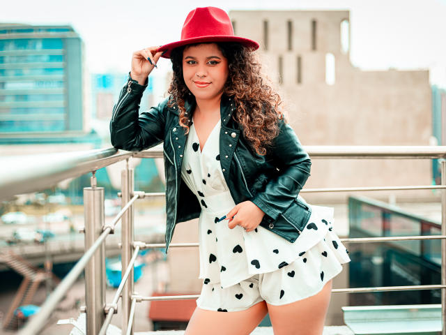 AliceMorgans - Live porn &amp; sex cam - 18733174