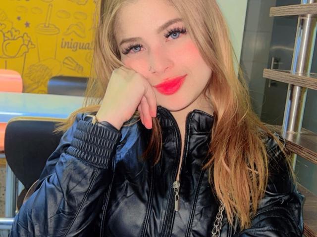 ShantalSummer - Live sexe cam - 18735218