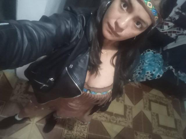 ArianithaXox - Live sex cam - 18737602