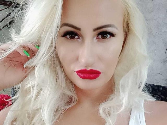 EveLynnDawn - Live sex cam - 18738266