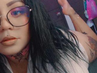 AliciaFoxiest - Live porn &amp; sex cam - 18742022