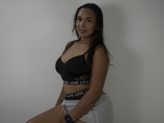 BetzabethMiller - Live sex cam - 18744754