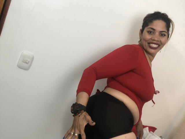YesicaTorez - Live sex cam - 18761078